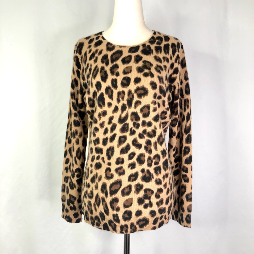 Charter Club 100% cashmere leopard print sweater crewneck M